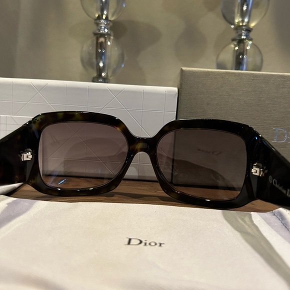 Christian Dior Diorondine Sunglasses Retired Limited Edition-Pre-owned!!🌺 - Picture 4 of 9